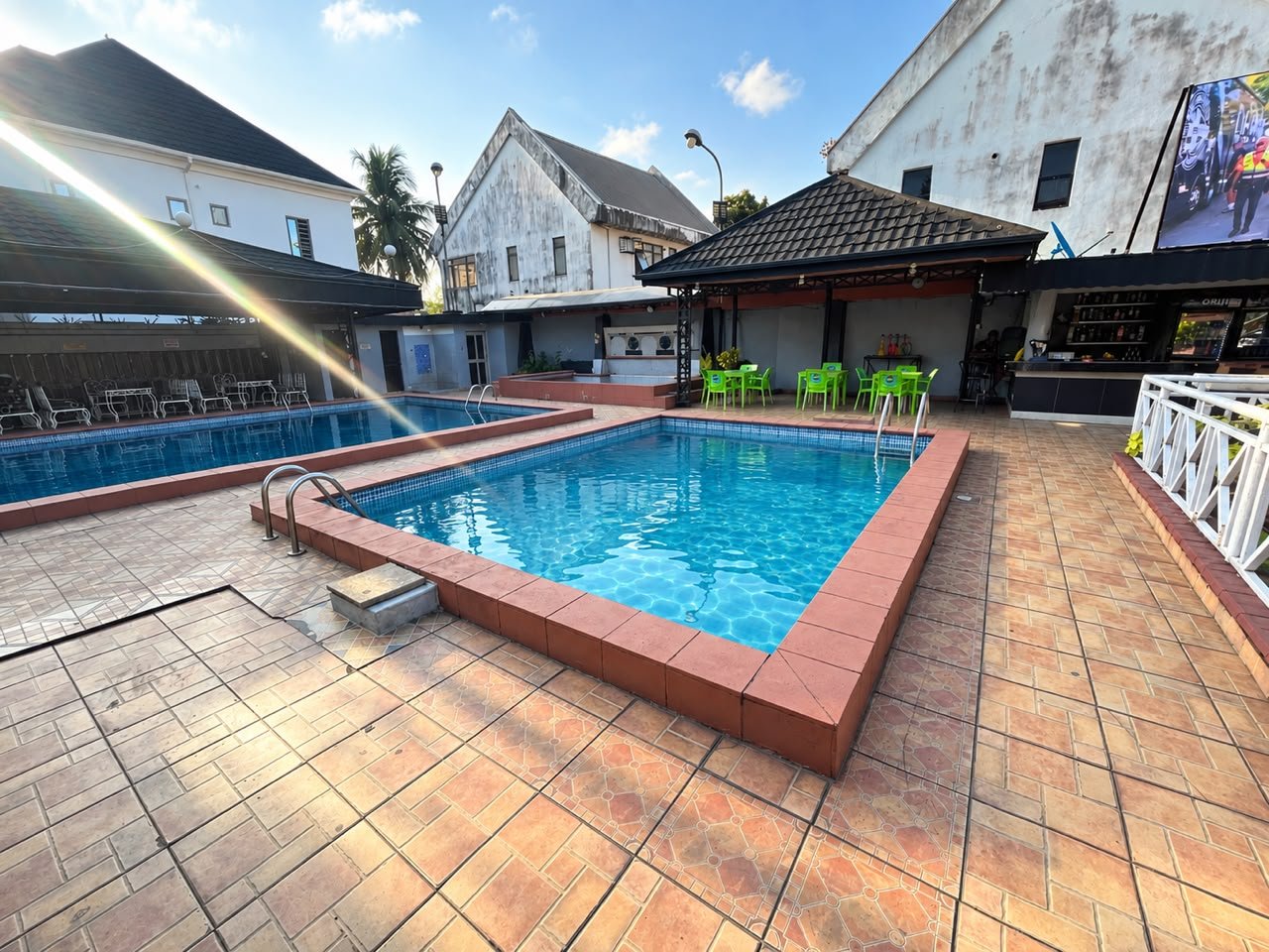 Swimming pool